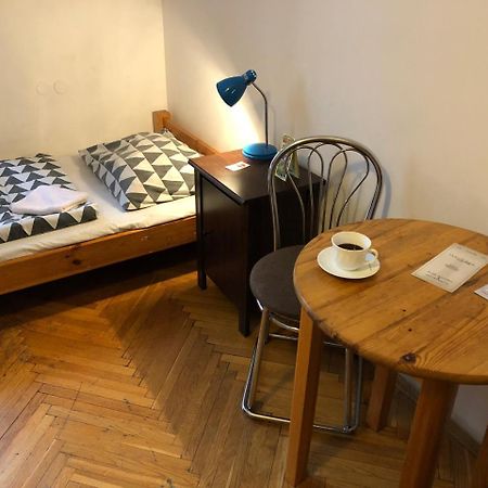 Hostel Bemma - Ozonowane Pokoje วรอตซวาฟ ภายนอก รูปภาพ