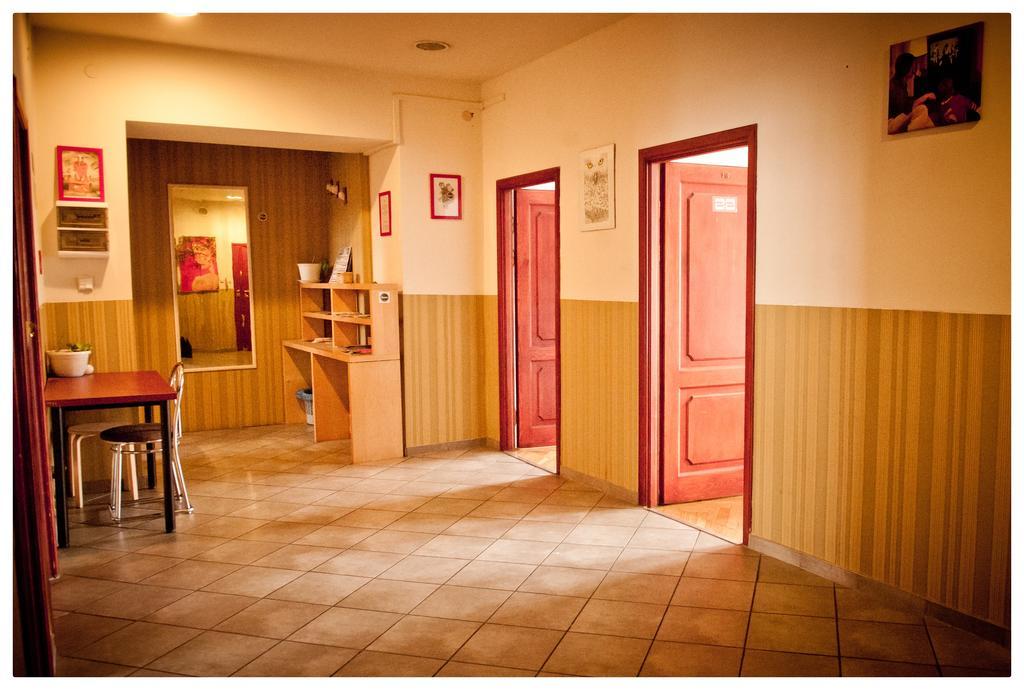Hostel Bemma - Ozonowane Pokoje วรอตซวาฟ ภายนอก รูปภาพ