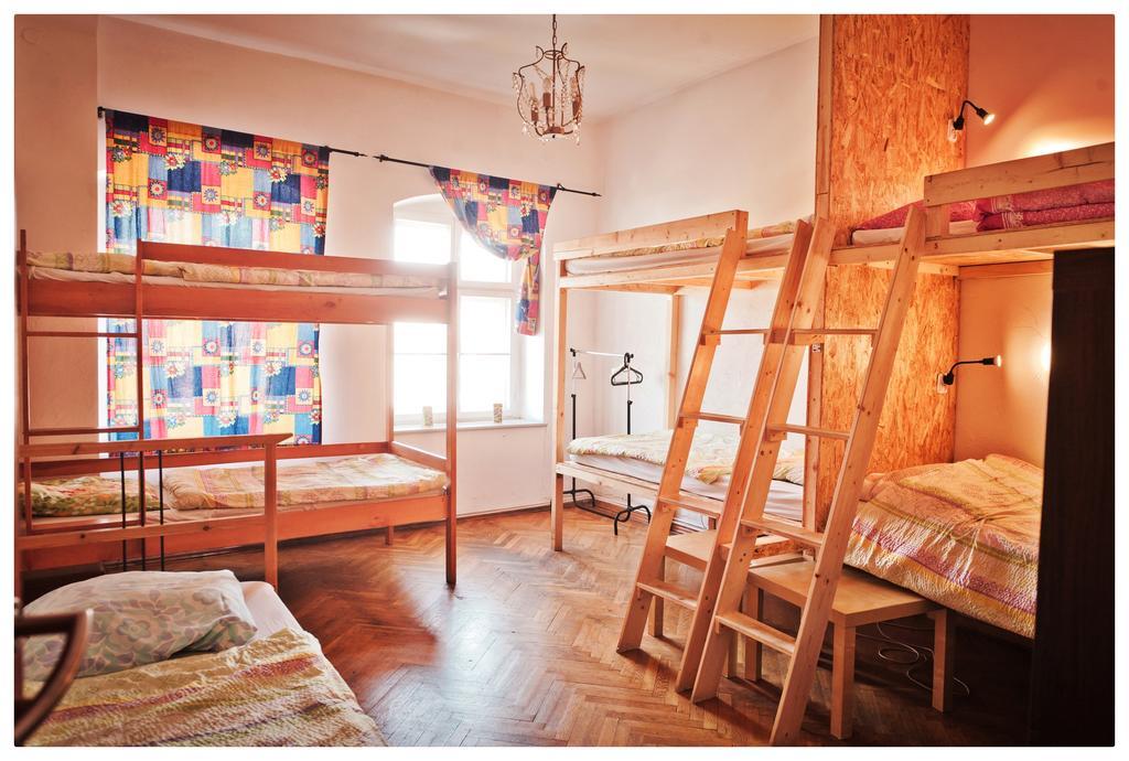 Hostel Bemma - Ozonowane Pokoje วรอตซวาฟ ภายนอก รูปภาพ