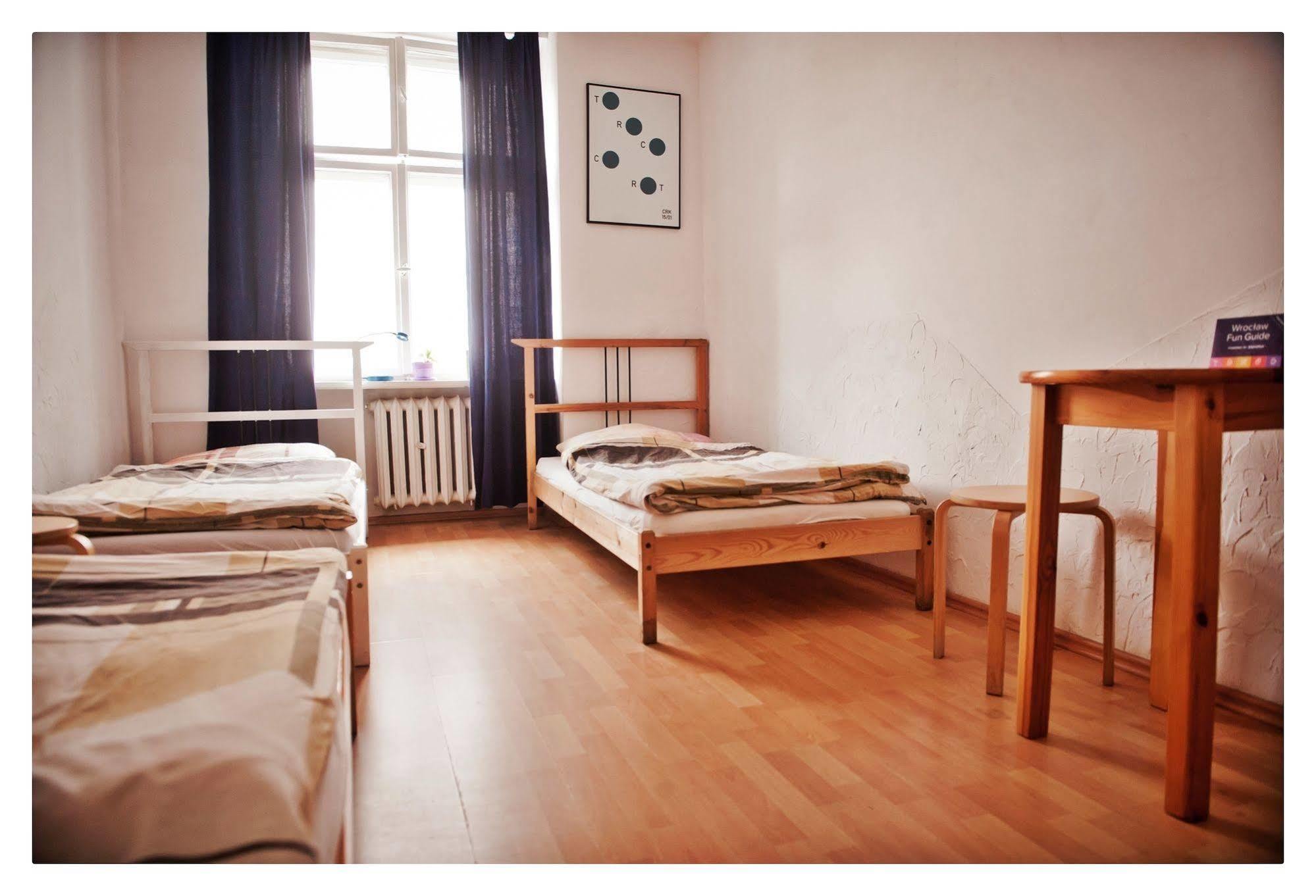 Hostel Bemma - Ozonowane Pokoje วรอตซวาฟ ภายนอก รูปภาพ