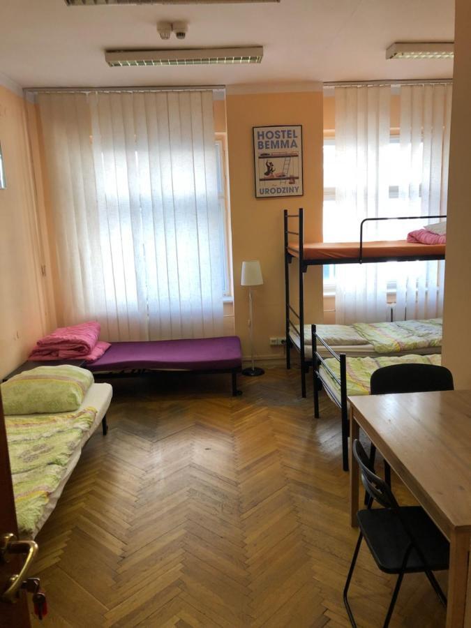 Hostel Bemma - Ozonowane Pokoje วรอตซวาฟ ภายนอก รูปภาพ